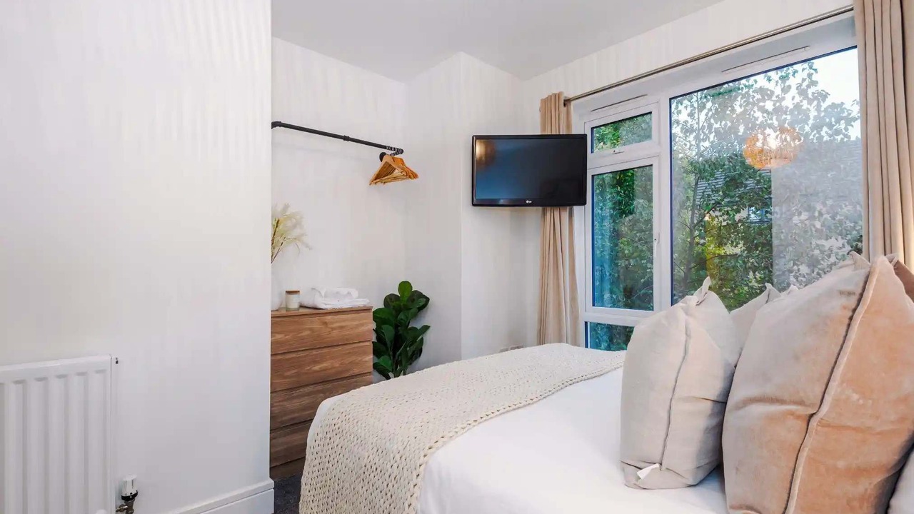 Photo of Bedroom in Hanley