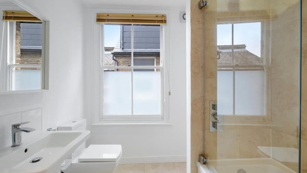 Photo of Bathroom in Canbury