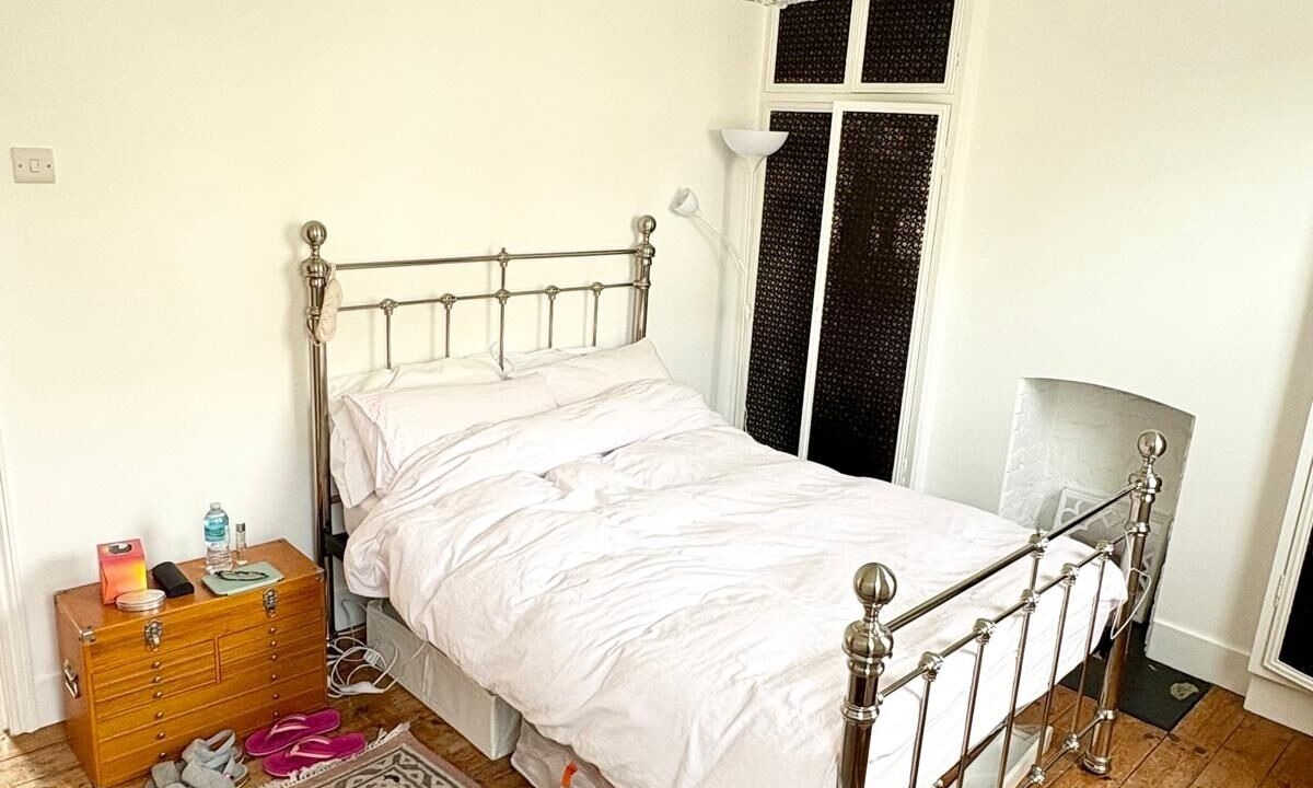 Photo of Bedroom in Island Gardens
