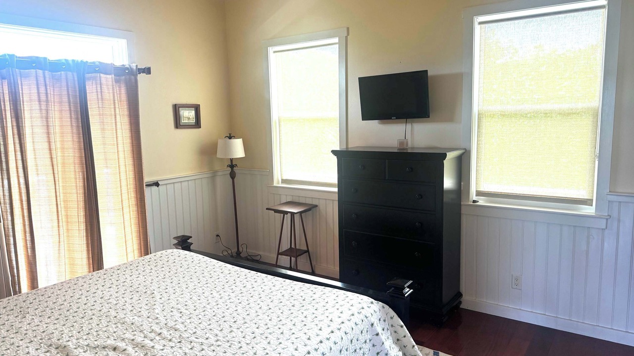Photo of Bedroom in Lubbers Quarters Cay