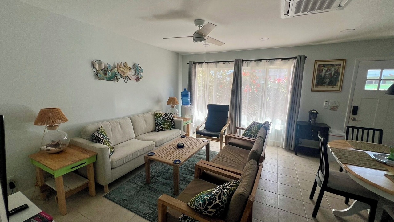 Photo of Livingroom in Treasure Cay