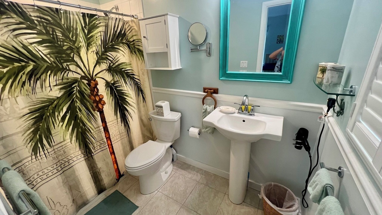 Photo of Bathroom in Treasure Cay