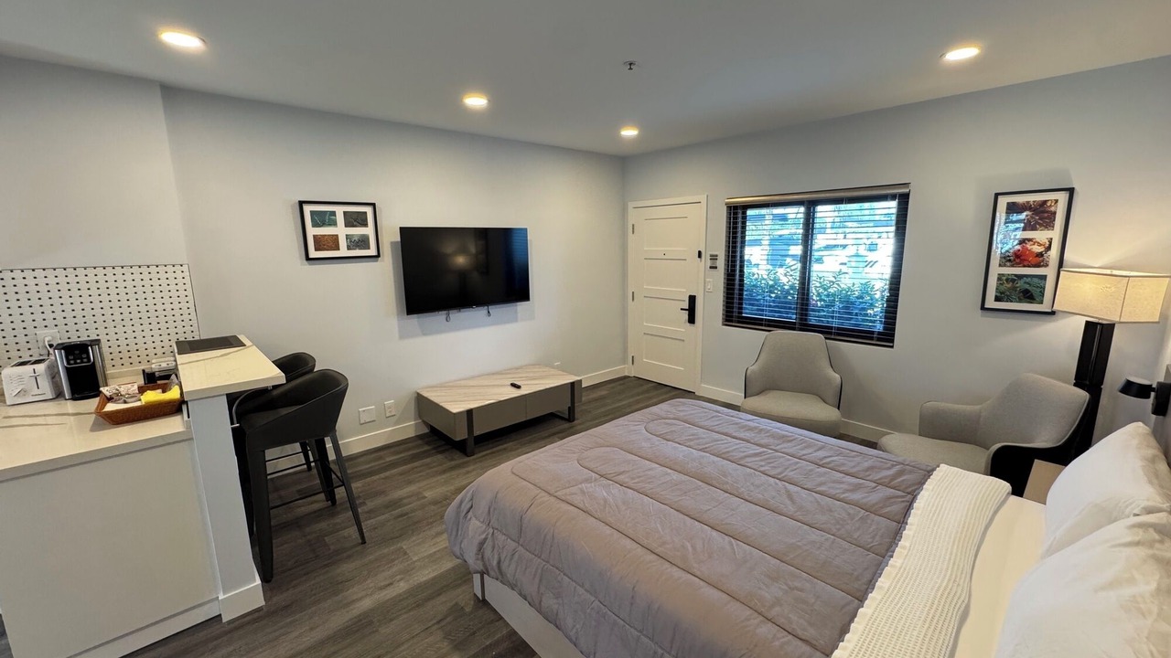 Photo of Bedroom in Bahamas Terrace