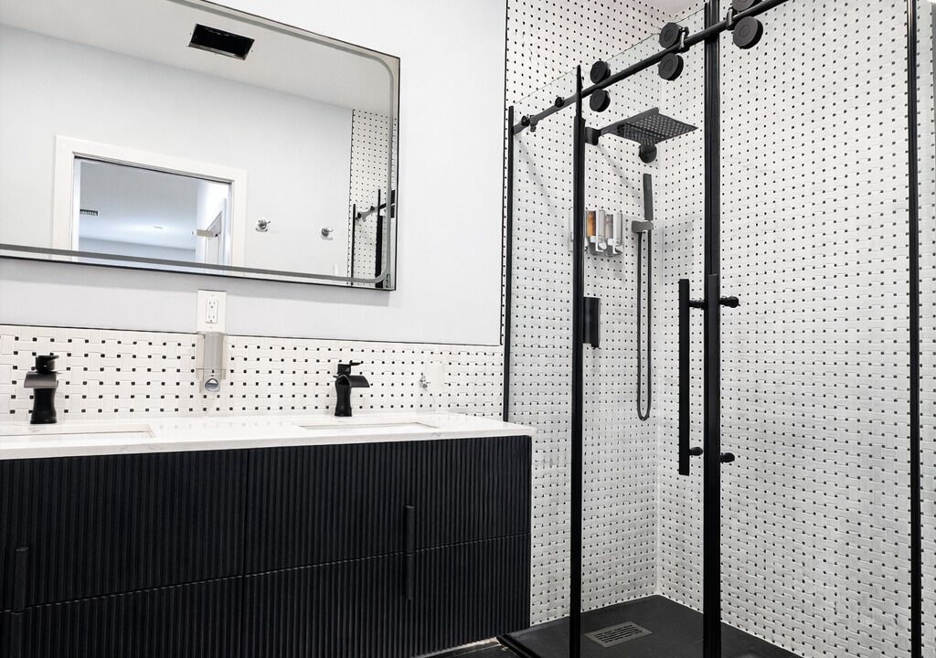 Photo of Bathroom in Bahamas Terrace