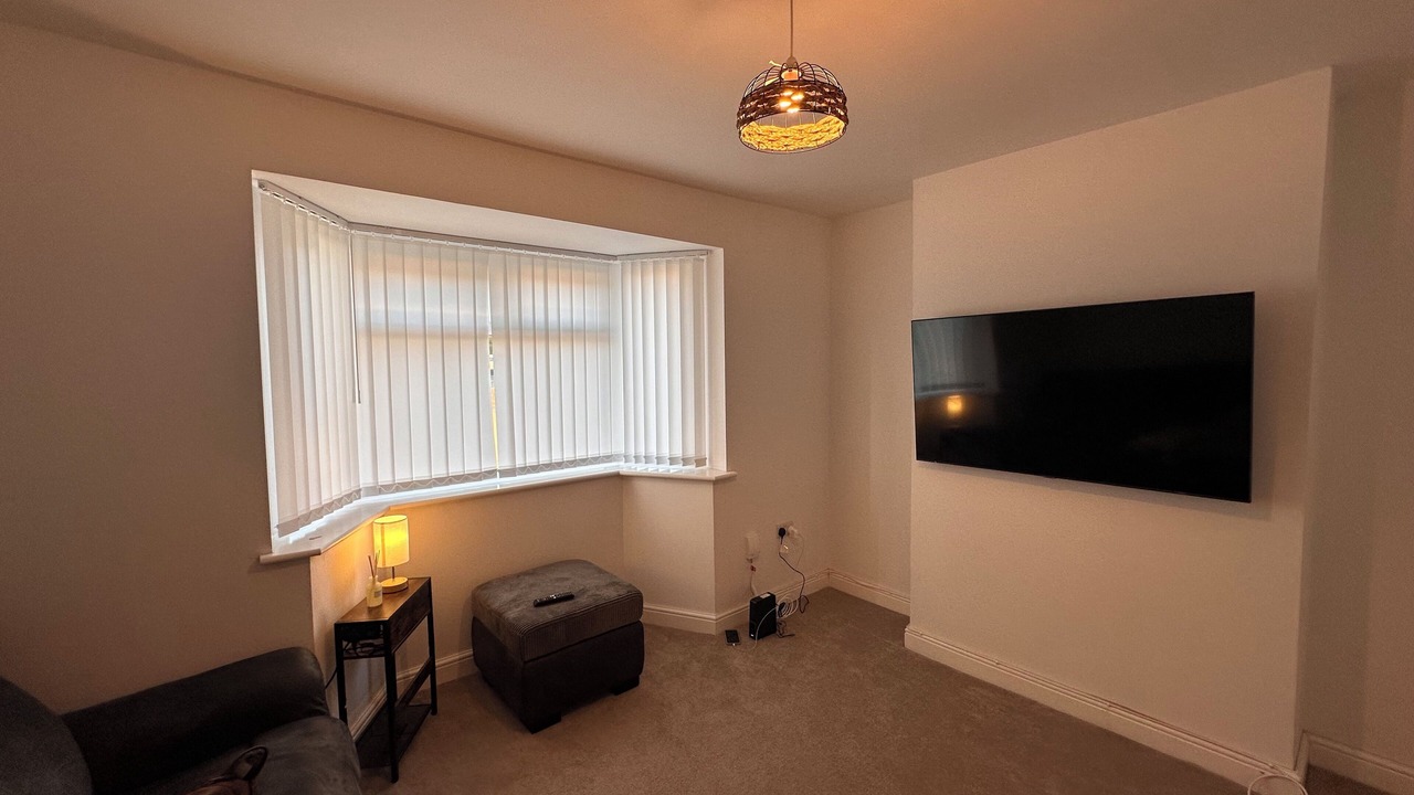 Photo of Livingroom in Newcastle-Under-Lyme