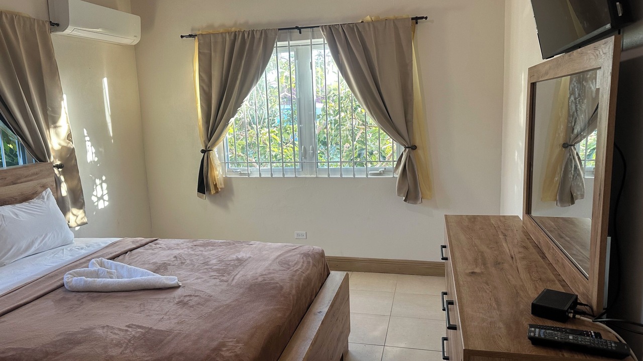 Photo of Bedroom in Nassau
