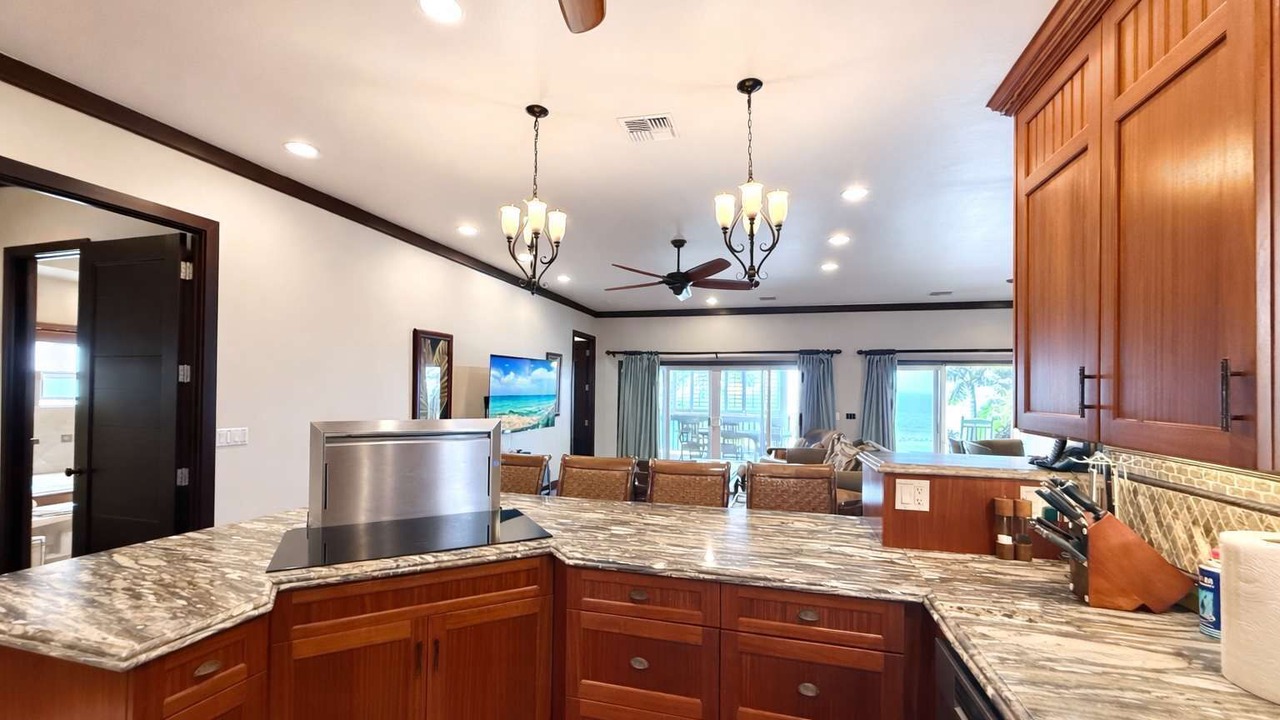 Photo of Kitchen in Makaha