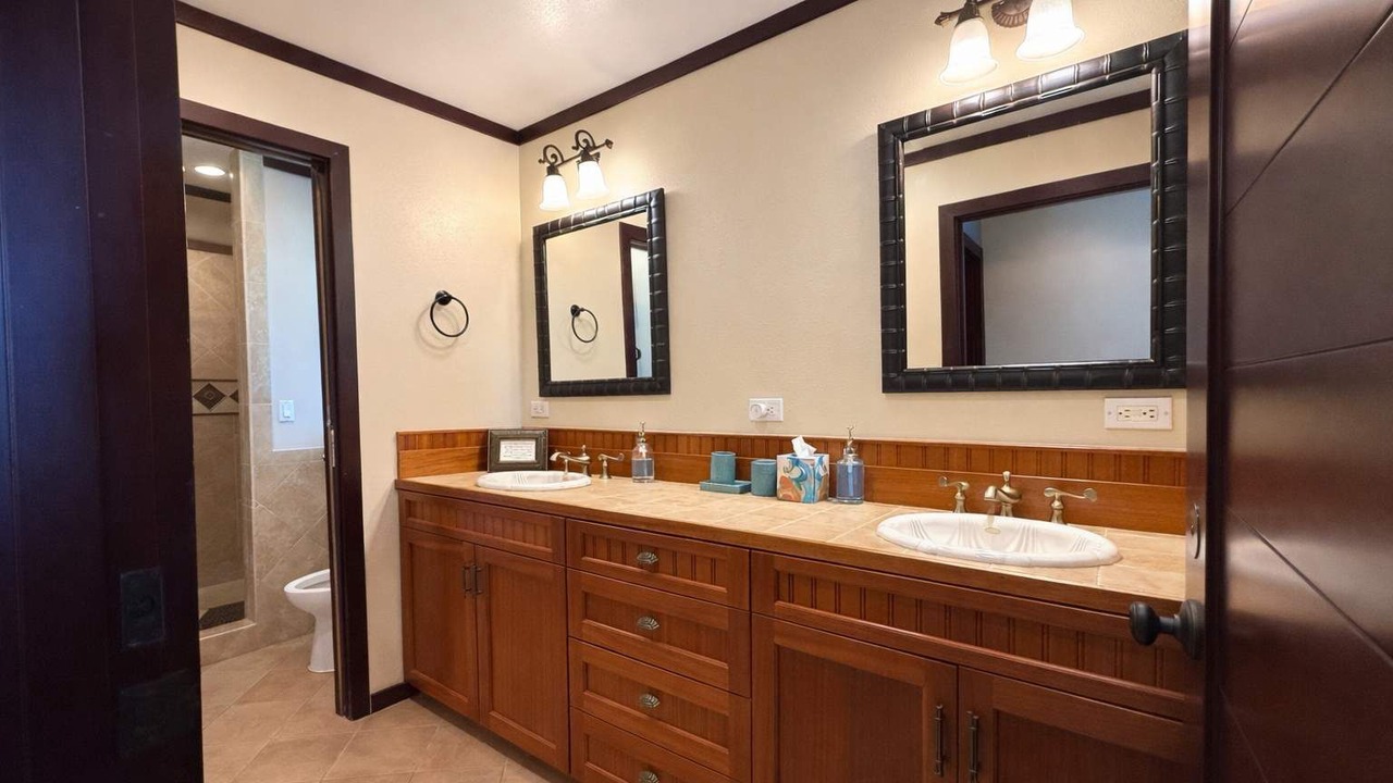 Photo of Bathroom in Makaha