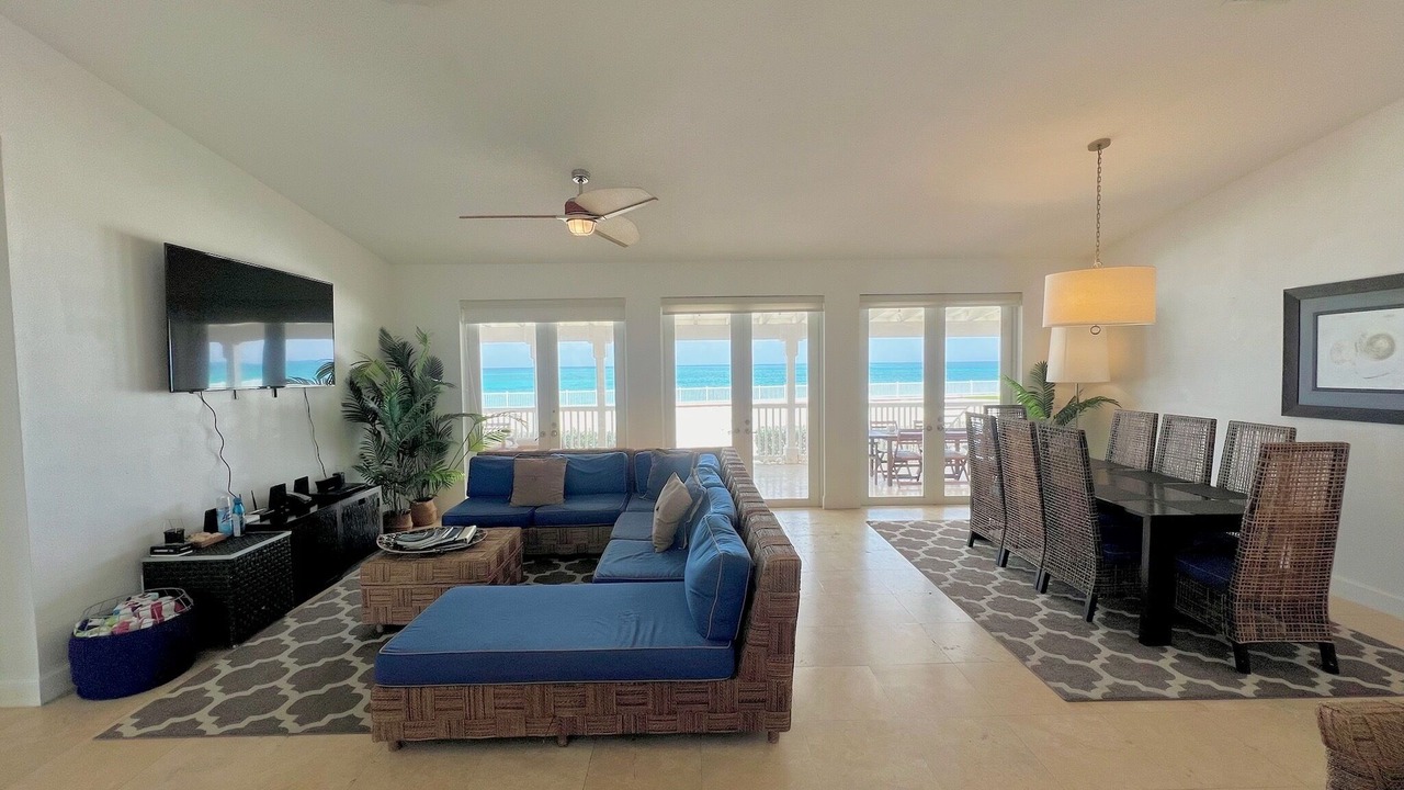 Photo of Livingroom in Alice Town