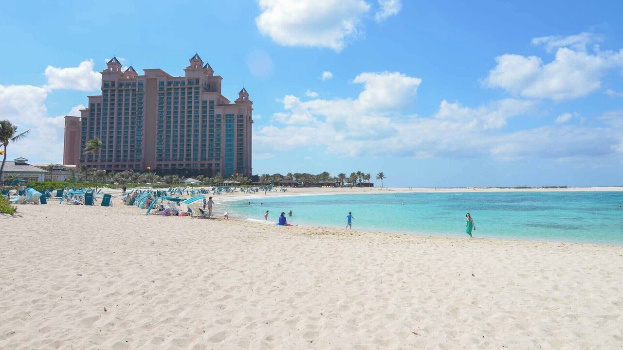 Photo of Others in Paradise Island