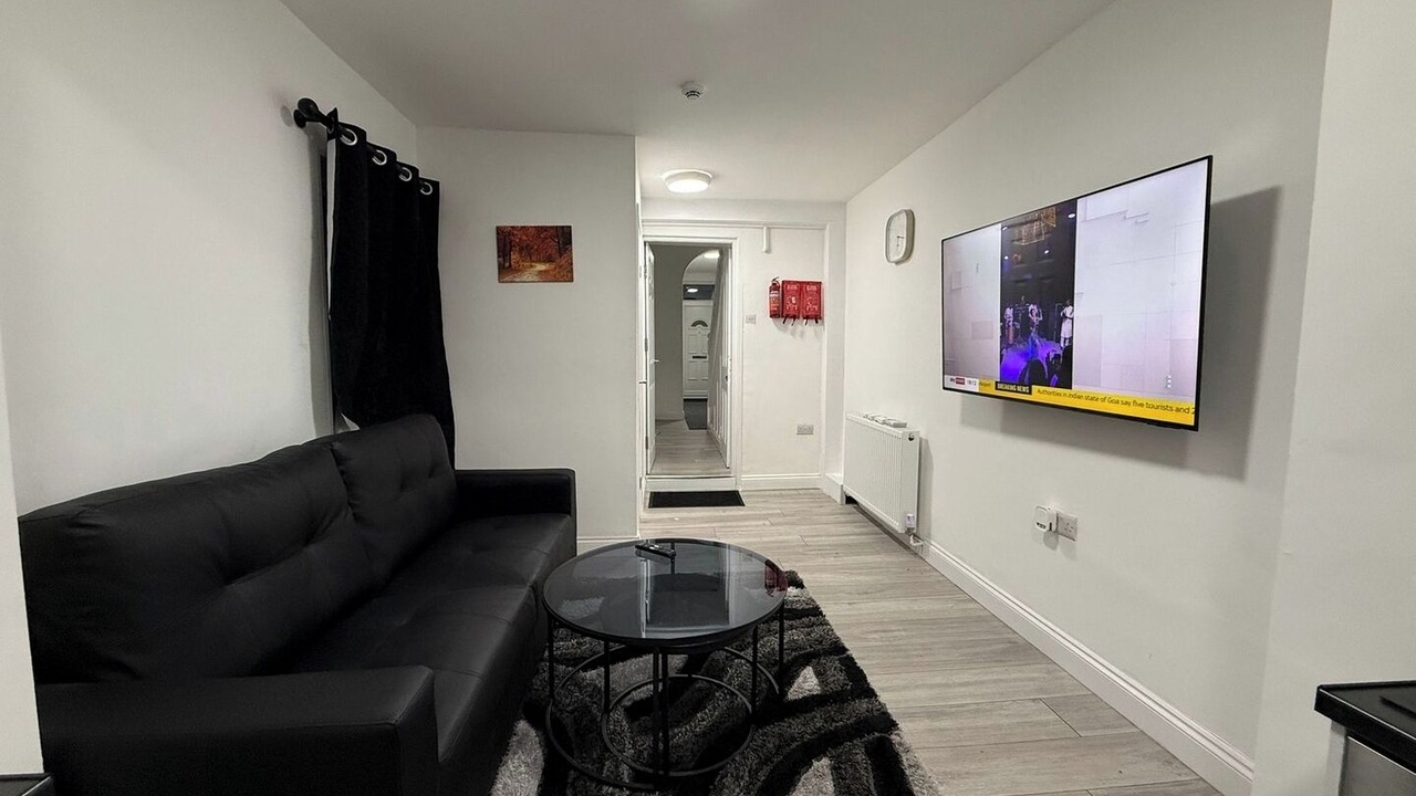 Photo of Livingroom in Bedford