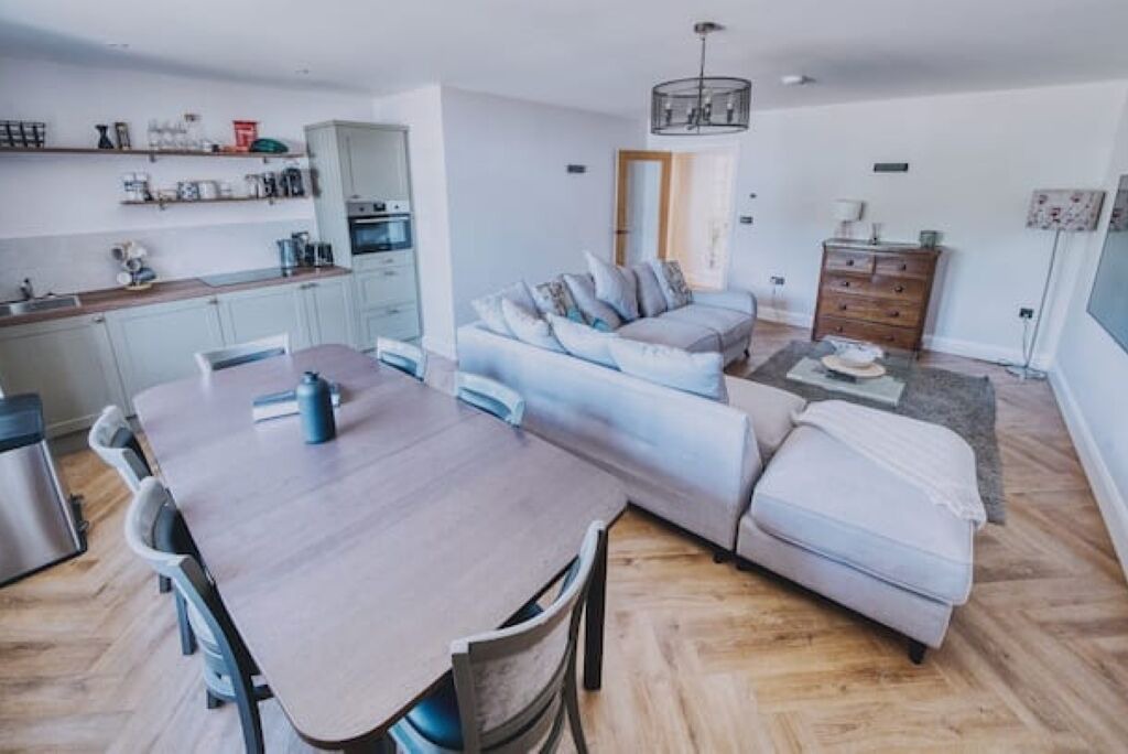 Photo of Livingroom in Earls Barton