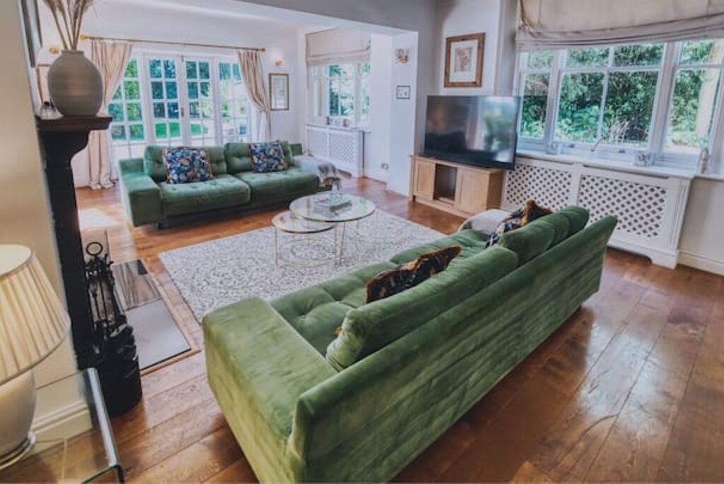Photo of Livingroom in Earls Barton