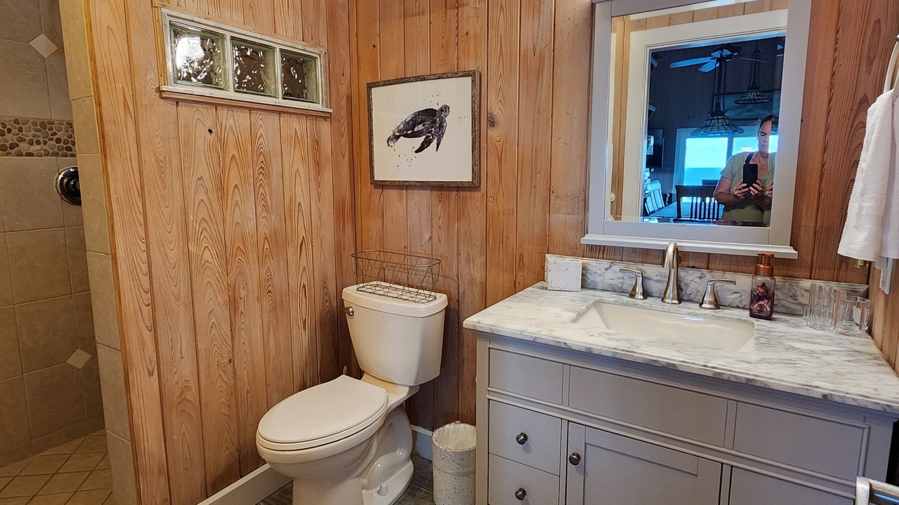 Photo of Bathroom in Lubbers Quarters Cay