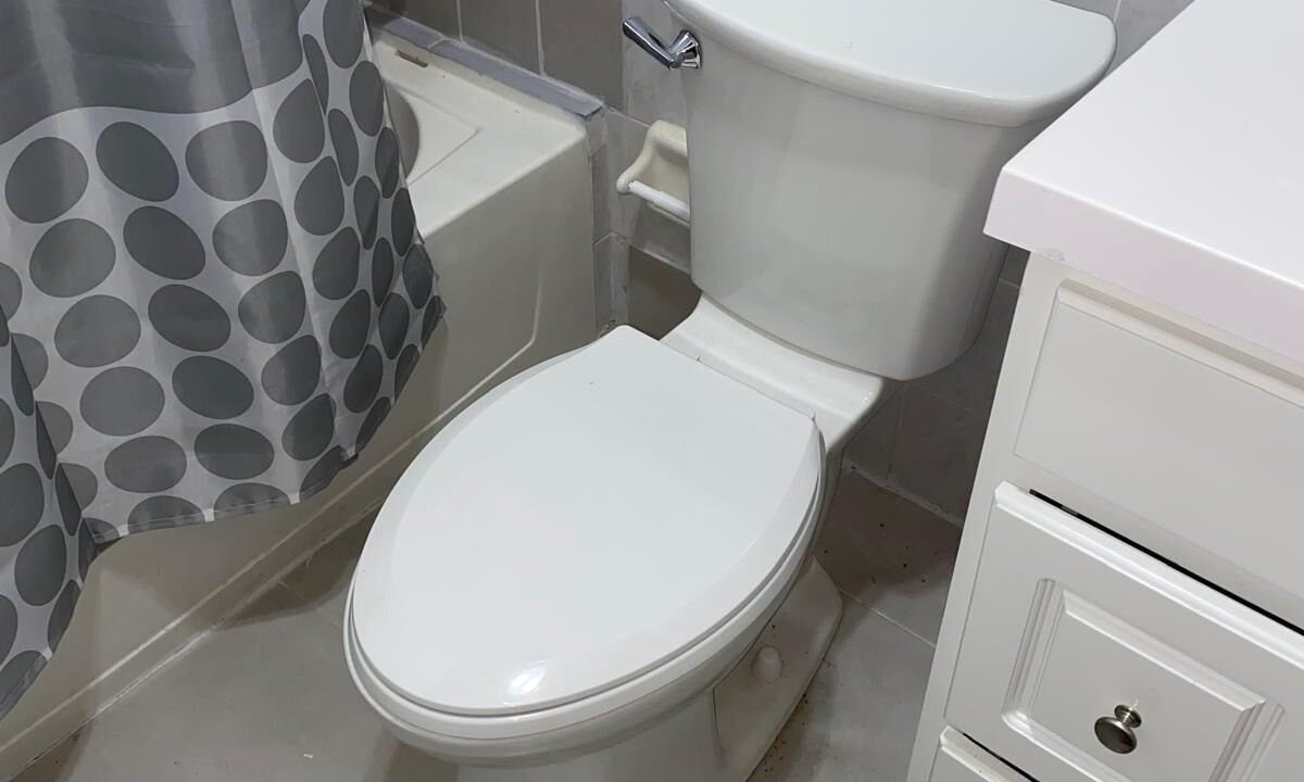 Photo of Bathroom in Mangrove Cay