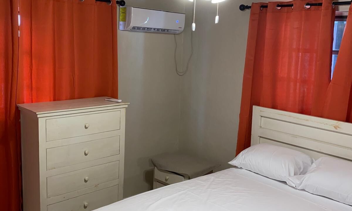 Photo of Bedroom in Mangrove Cay