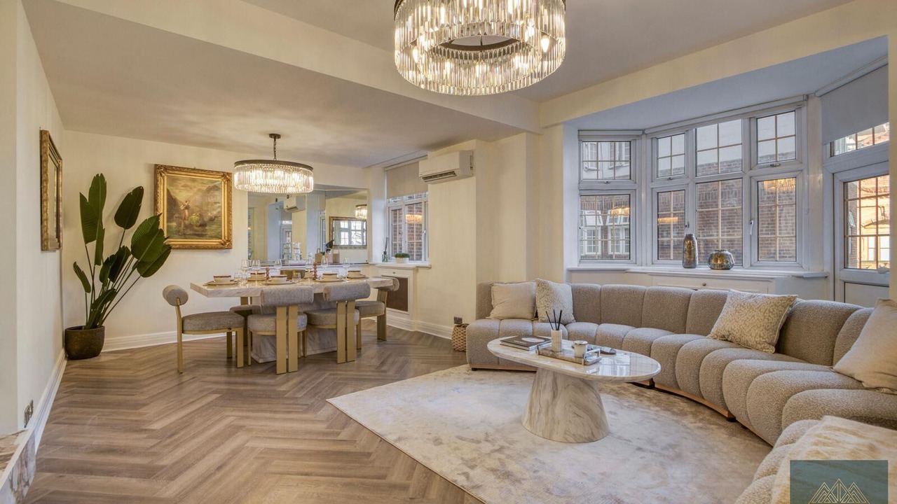 Photo of Livingroom in Knightsbridge