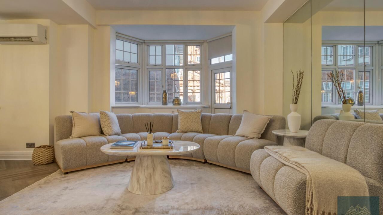 Photo of Livingroom in Knightsbridge