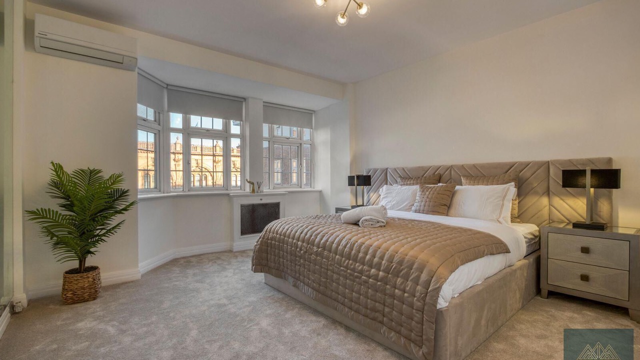 Photo of Bedroom in Knightsbridge