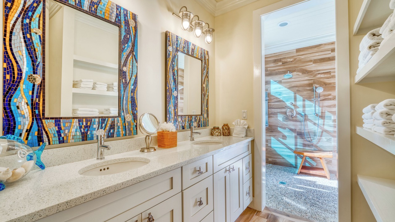 Photo of Bathroom in Dunmore Town
