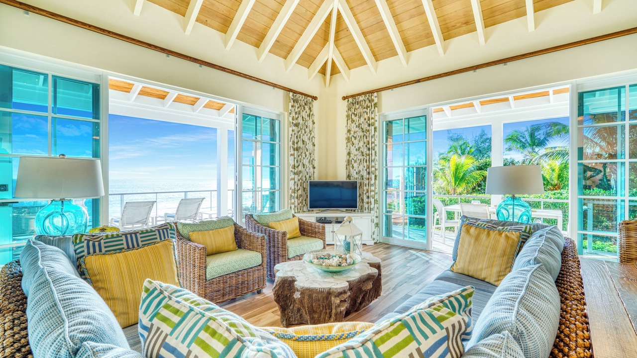 Photo of Livingroom in Dunmore Town