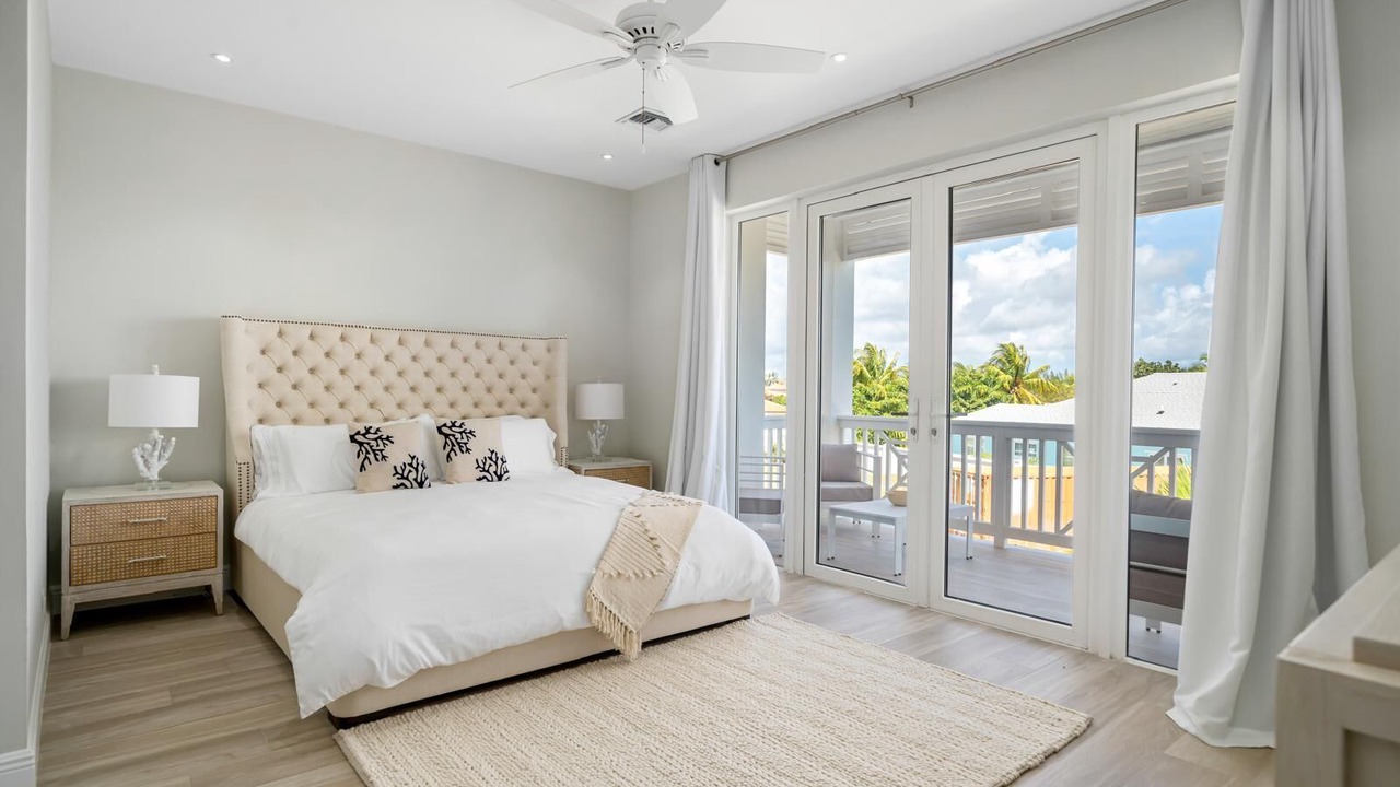 Photo of Bedroom in Nassau