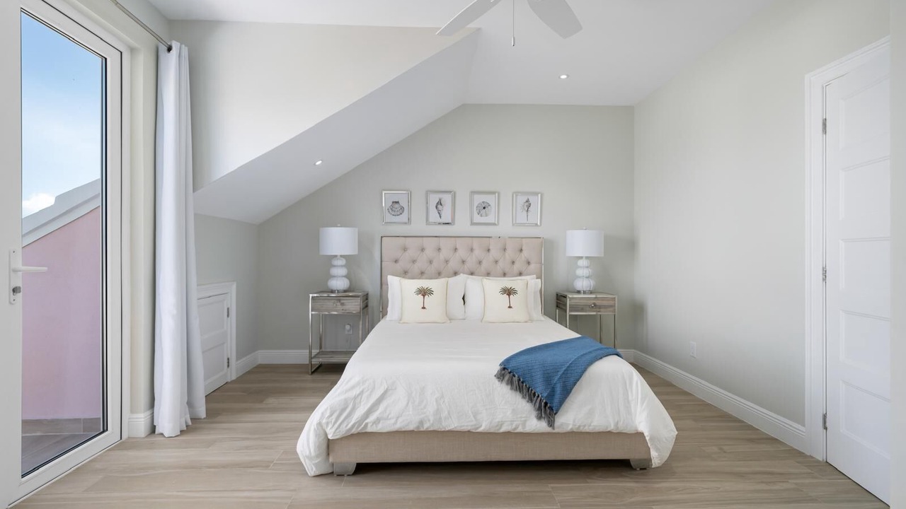Photo of Bedroom in Nassau