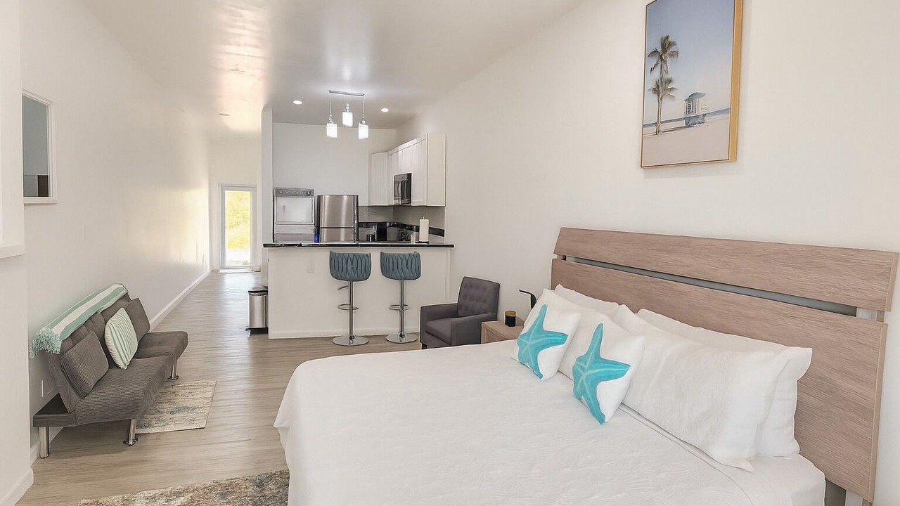 Photo of Bedroom in Rokers Point