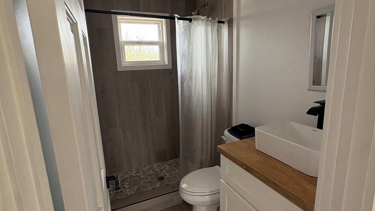 Photo of Bathroom in Green Turtle Cay