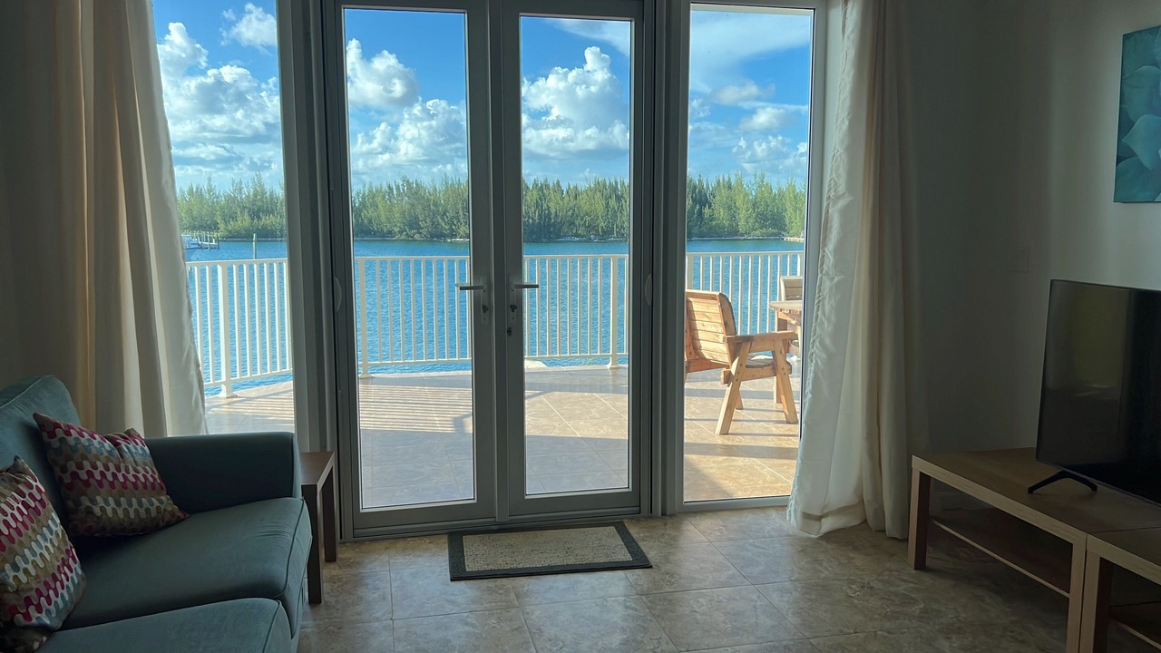 Photo of Livingroom in Bell Channel Bay