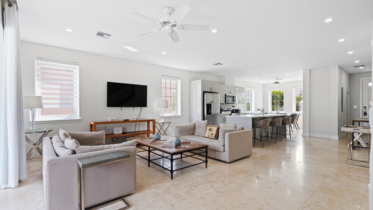 Photo of Livingroom in Nassau