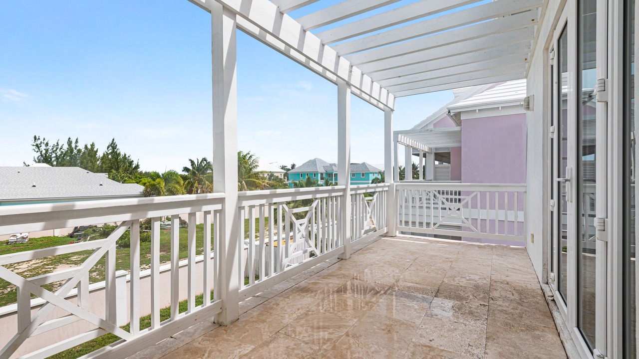 Photo of Patio Balcony in Nassau