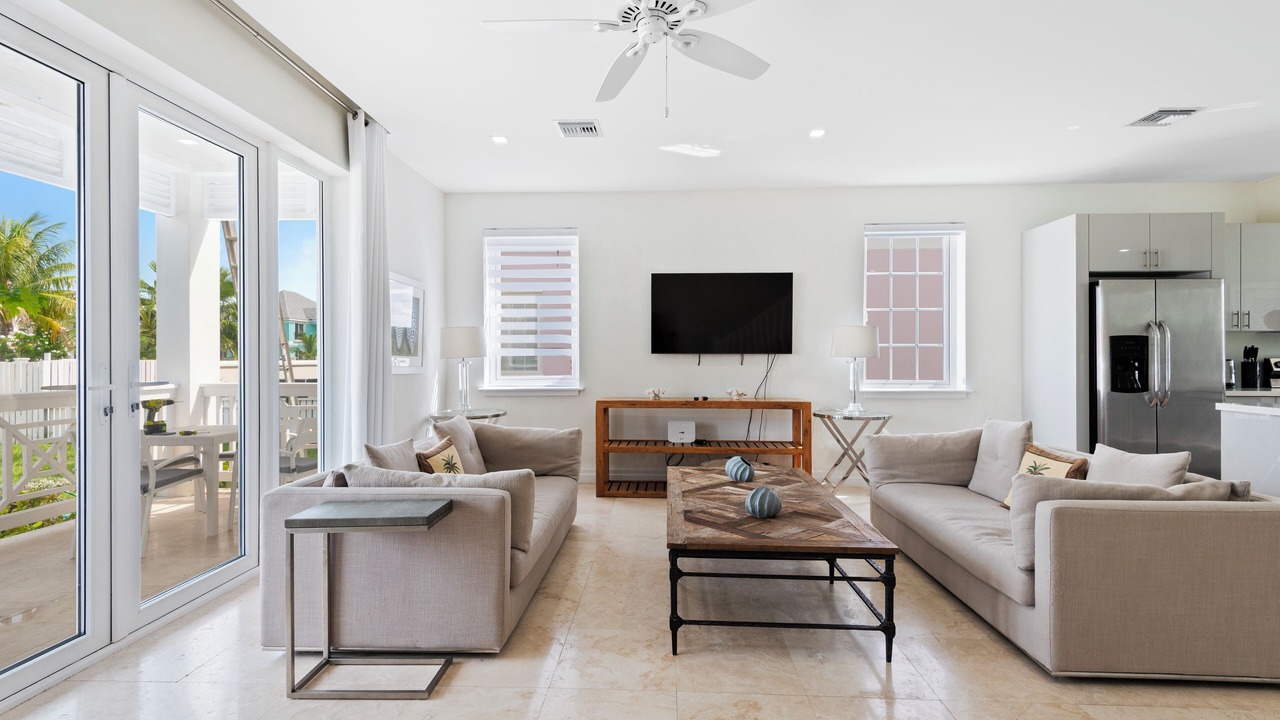 Photo of Livingroom in Nassau