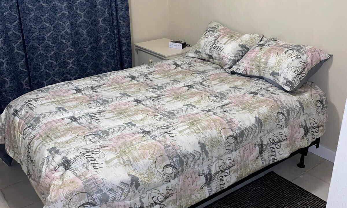 Photo of Bedroom in Mangrove Cay