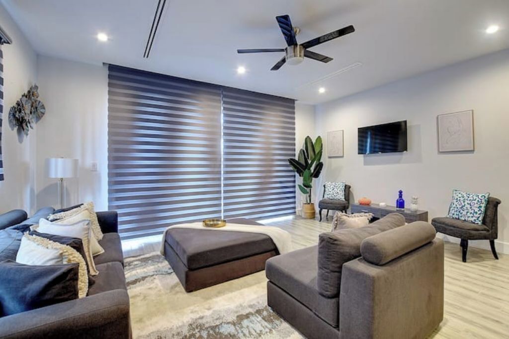 Photo of Livingroom in Nassau