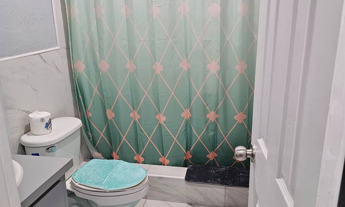 Photo of Bathroom in Nassau