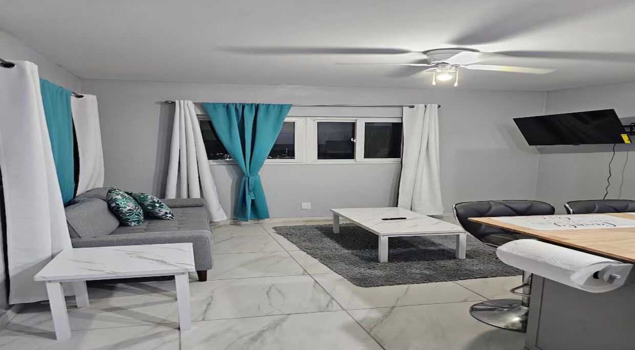 Photo of Livingroom in Nassau