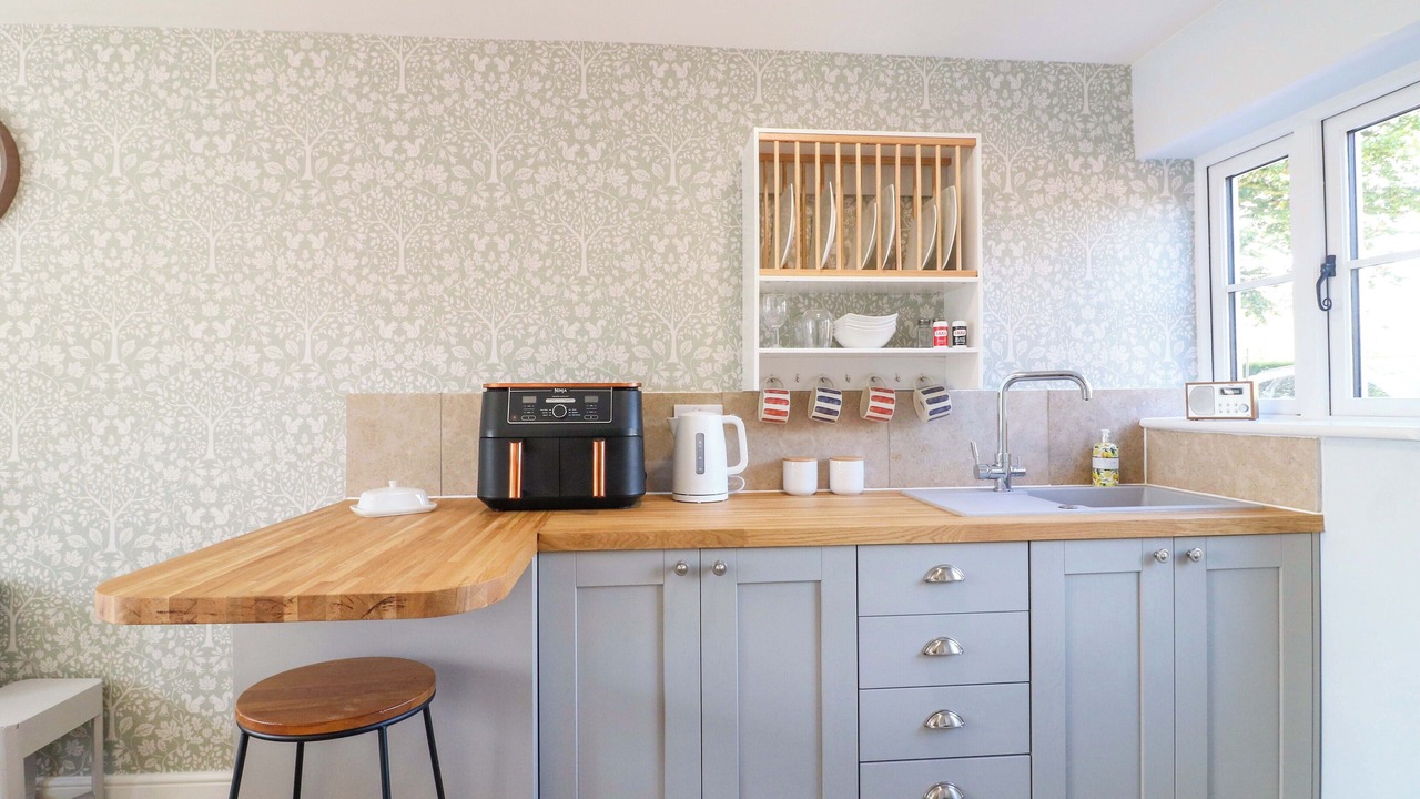 Photo of Kitchen in Moddershall