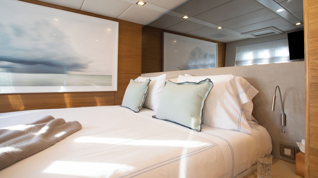 Photo of Bedroom in Tar Bay
