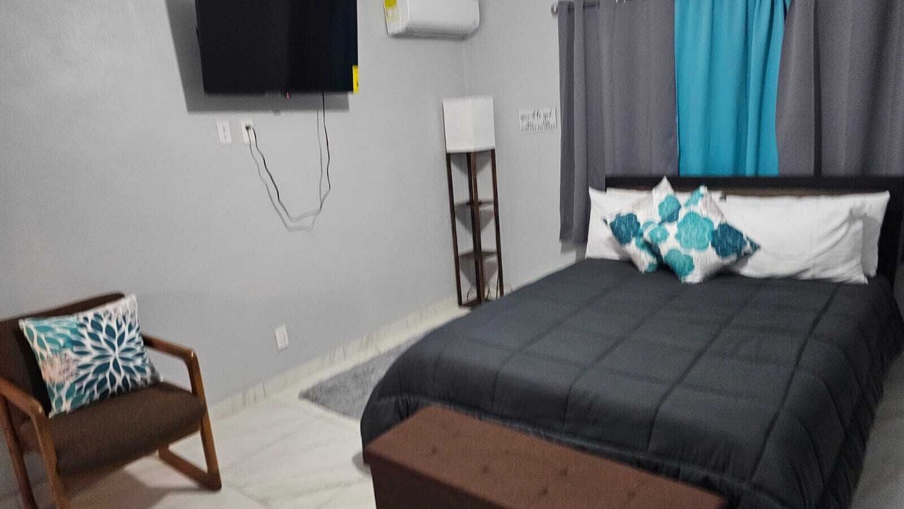 Photo of Bedroom in Nassau