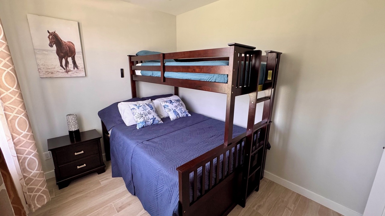 Photo of Bedroom in Palm Cay