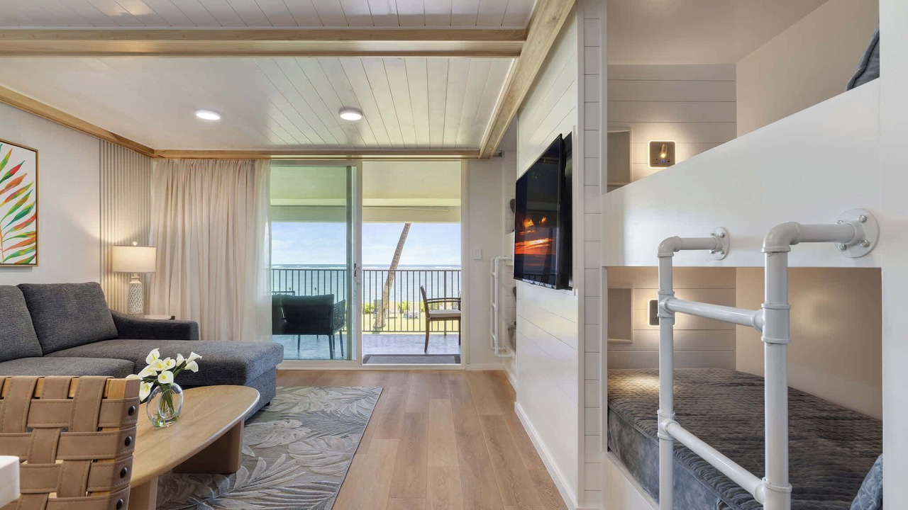 Photo of Livingroom in Punaluu