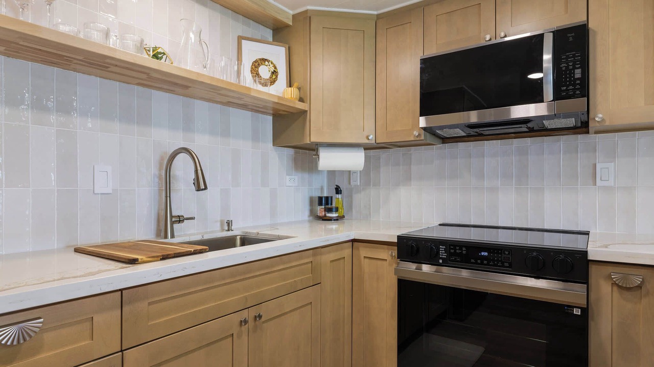 Photo of Kitchen in Punaluu