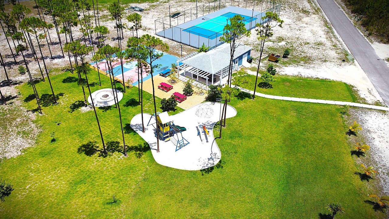 Photo of Others in Lyford Cay
