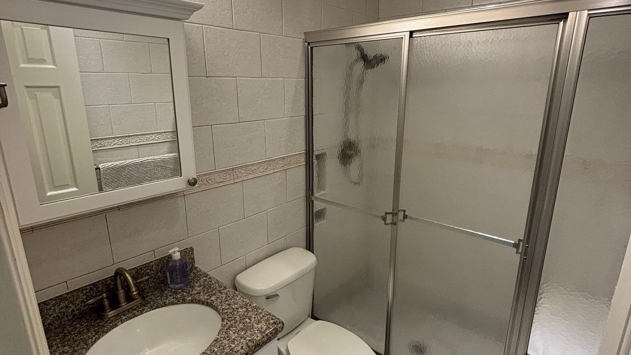 Photo of Bathroom in Discovery Bay