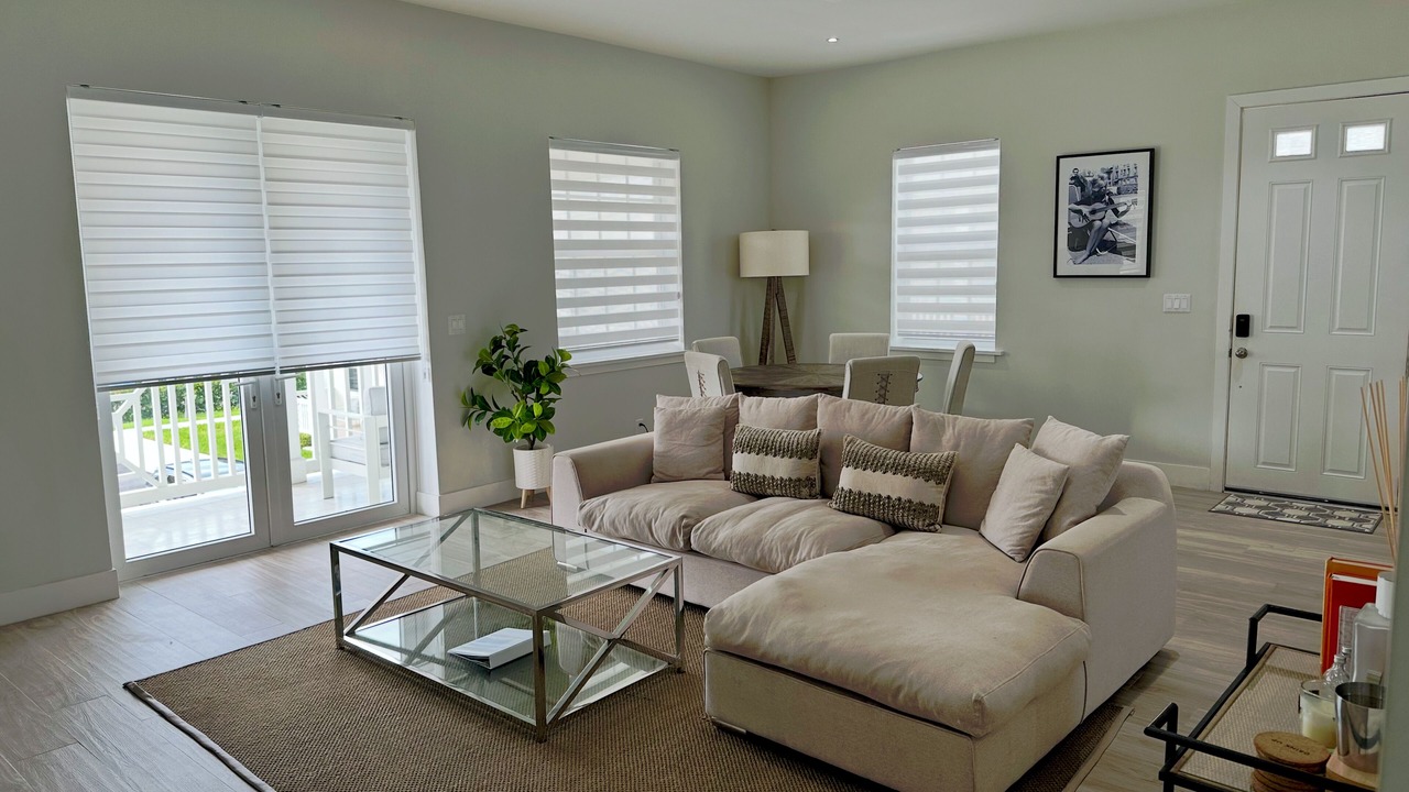 Photo of Livingroom in Nassau