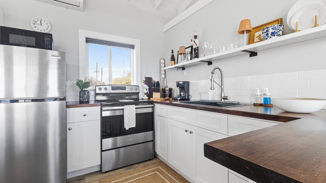 Photo of Kitchen in Spanish Wells