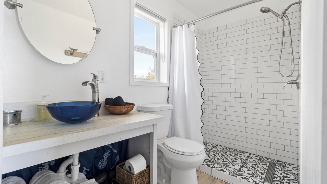 Photo of Bathroom in Spanish Wells