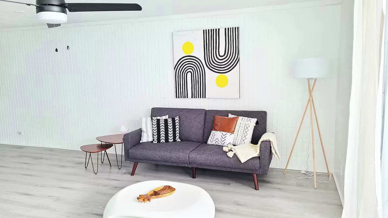 Photo of Livingroom in Punaluu