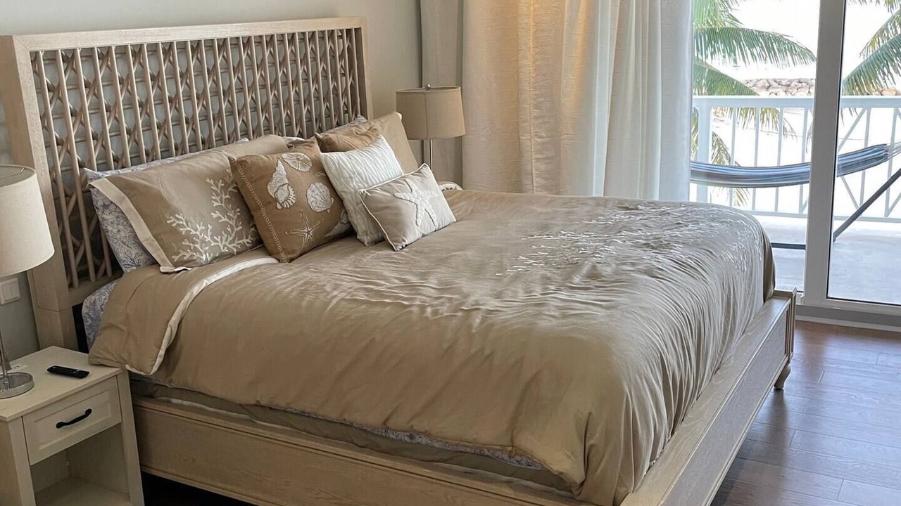 Photo of Bedroom in Nassau